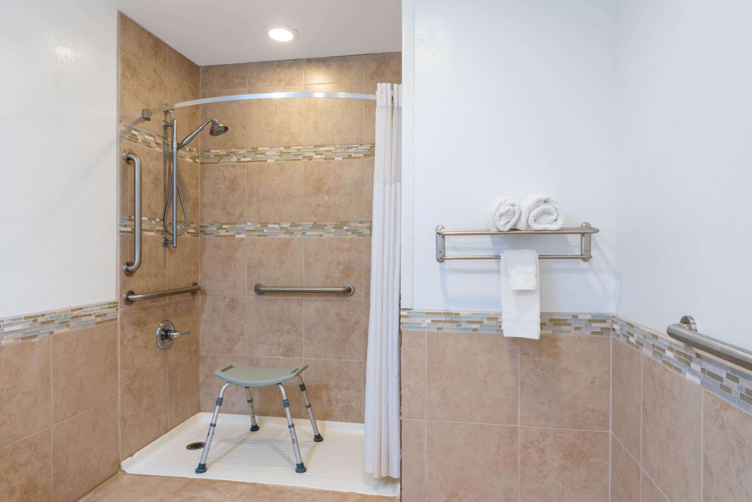 Days Inn By Wyndham Grants Bagian luar foto
